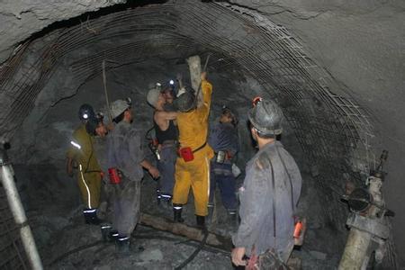 句容工程爆破中的危险因素分析以及应对工程爆破危险的措施
